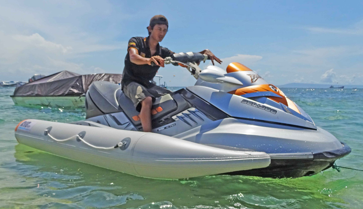 PWC jet boat jet ski RIB