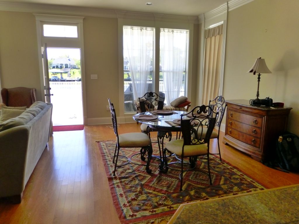 Waterfront Condo Available for Rent DOCKSIDE AT THE WATERFRONT