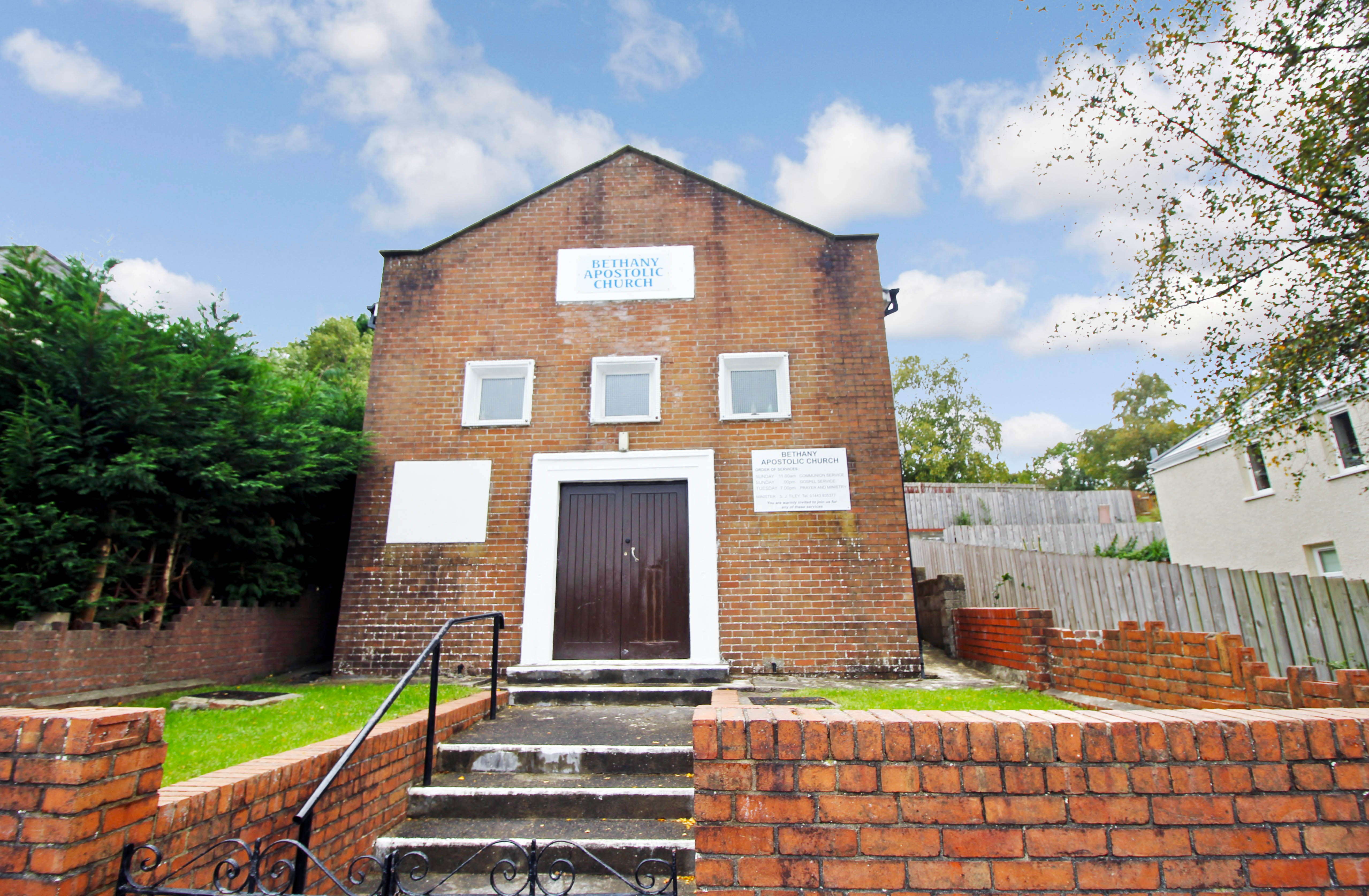 Estate agents in Blackwood Roberts Property for Sale