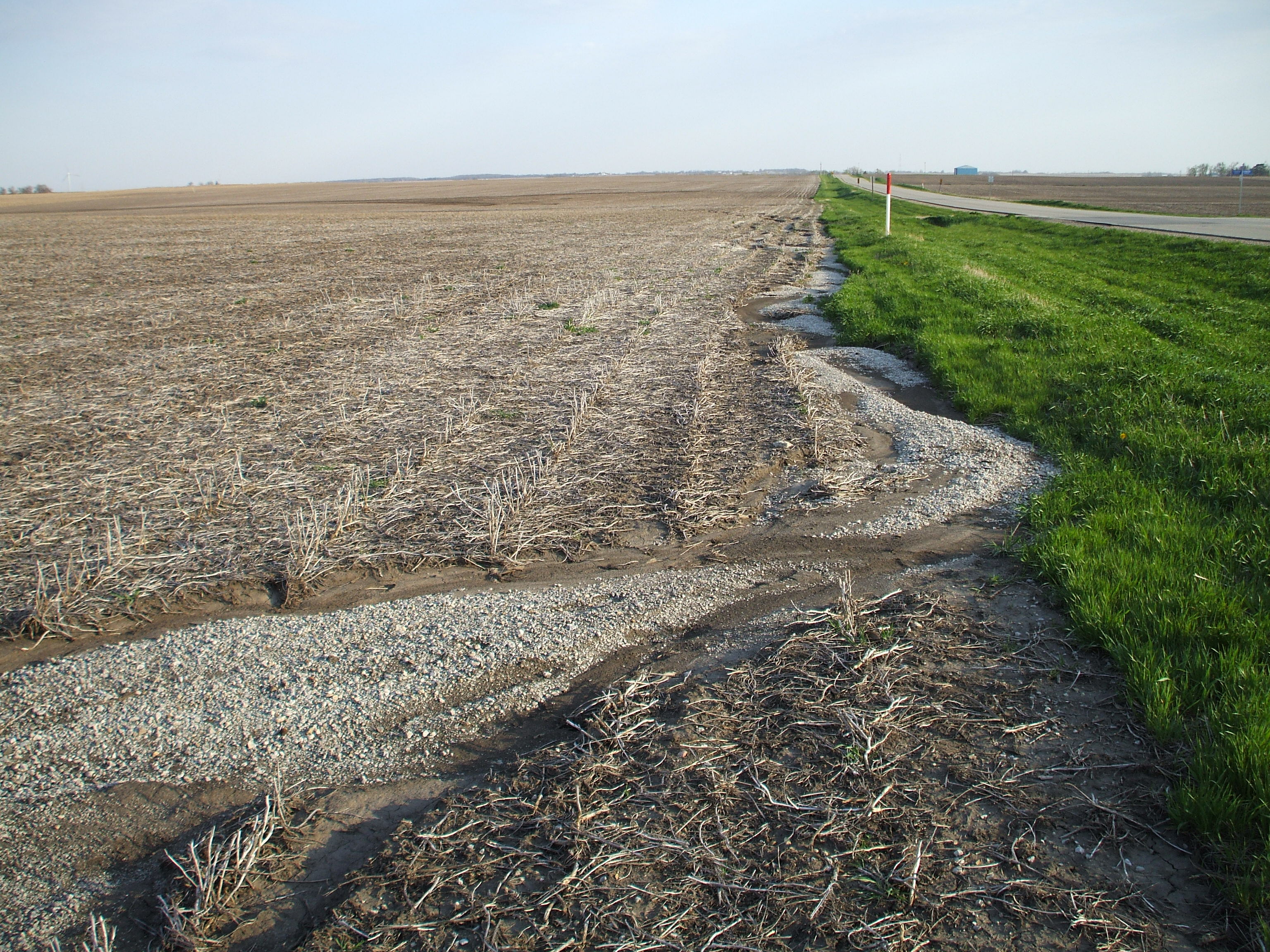 Wind energy farm erosion, McLean County, Ill. (photos) Wind Energy Impacts and Issues