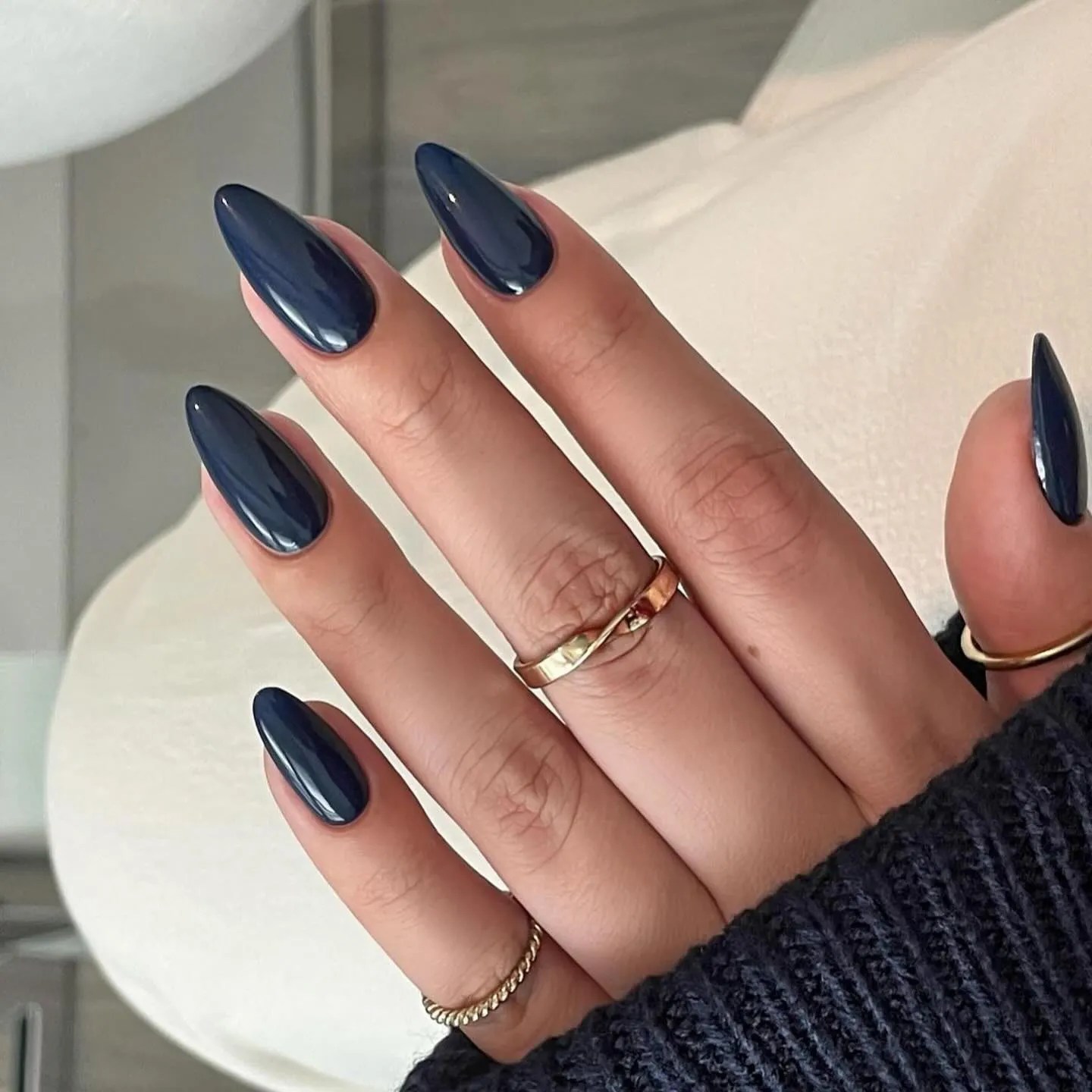 23+ SolidColor Nail Ideas (2025 Trends) DrExplains