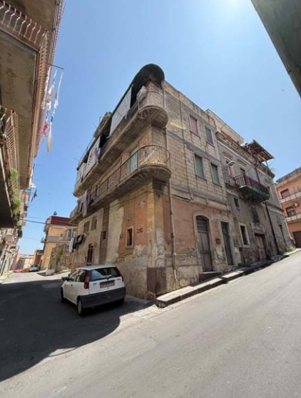 Asta giudiziaria Abitazione di tipo civile Via Trento 19 96016 Lentini SR Italia, 96016 Lentini SR