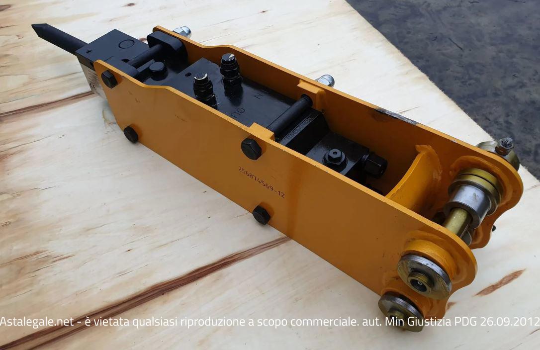 Asta giudiziaria Macchinari, impianti ed attrezzature per l’edilizia MARTELLO DEMOLITORE PER ESCAVATORE JPC