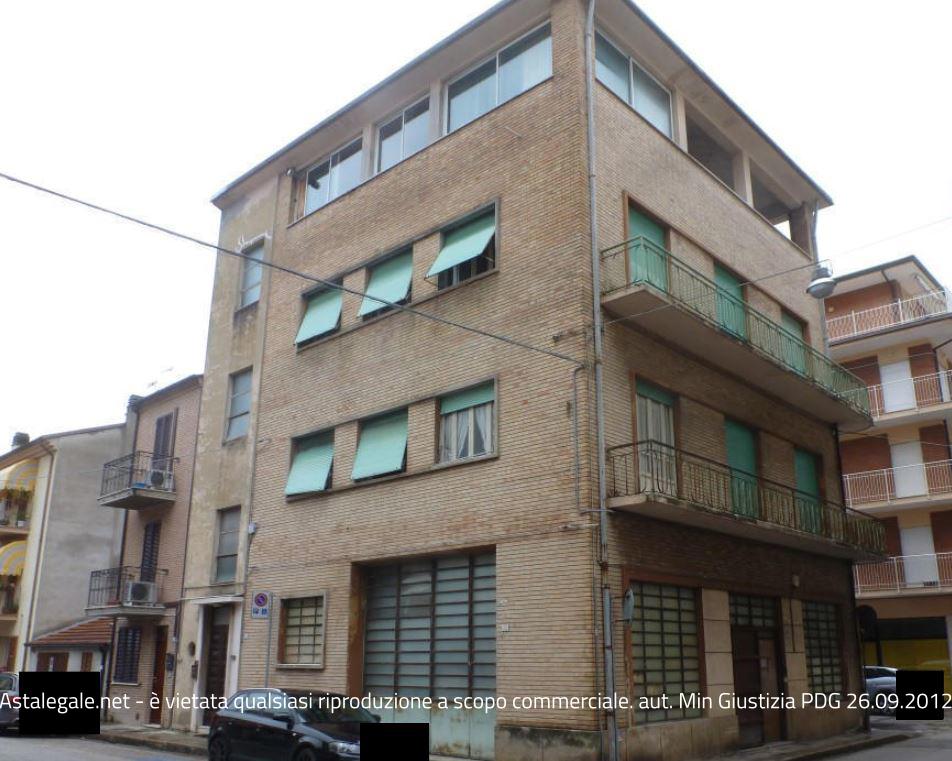 Asta giudiziaria Fabbricato commerciale Via Mauro Macchi 9 63822 Porto San Giorgio FM Italia, 63822 Porto San Giorgio FM