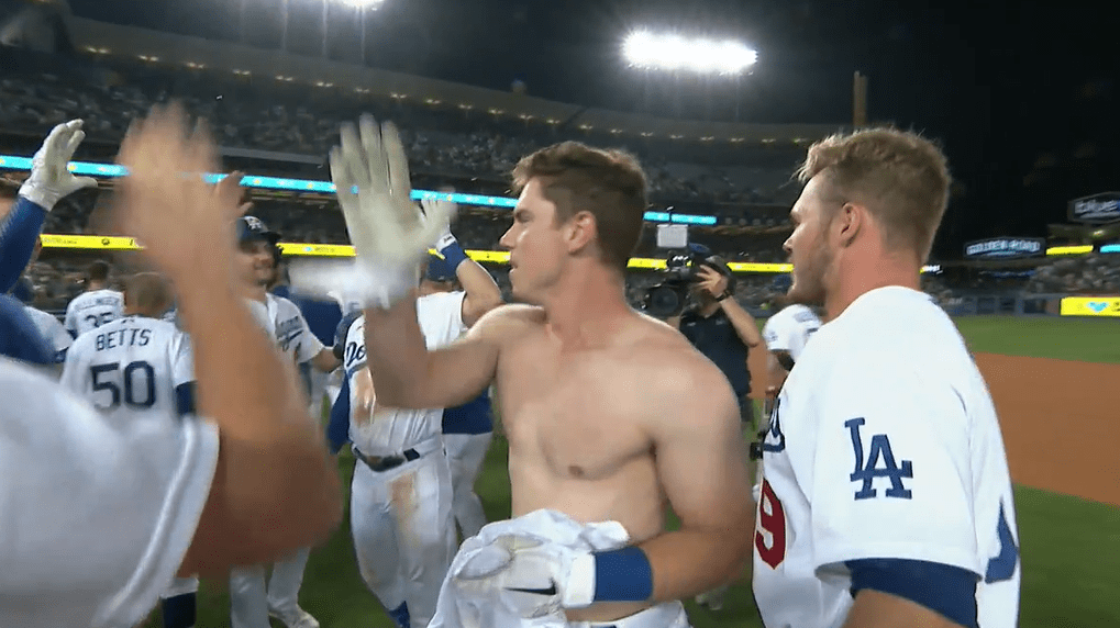 Dodgers 4, Cubs 3: Will Smith completes late comeback, walks it off in