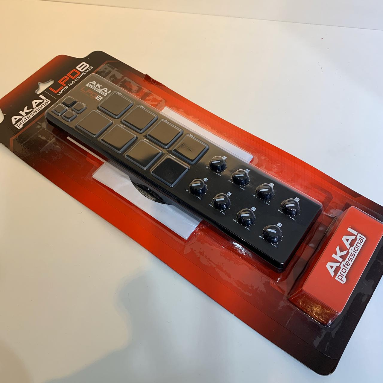 akai lpd8 – :Doe:Dance