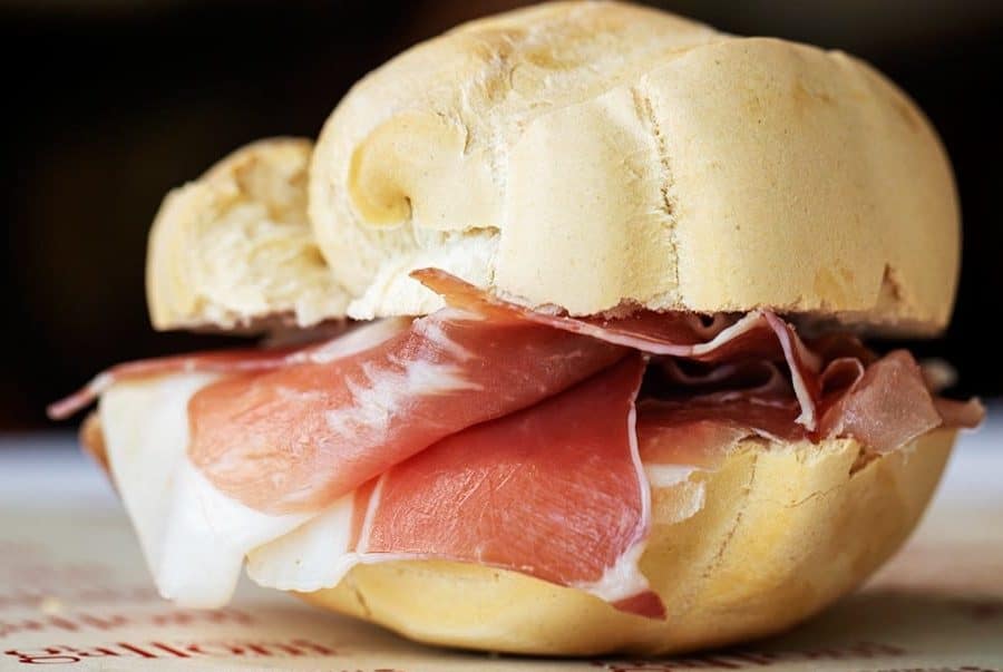Italian Prosciutto The Ultimate Guide DoesEatPlace