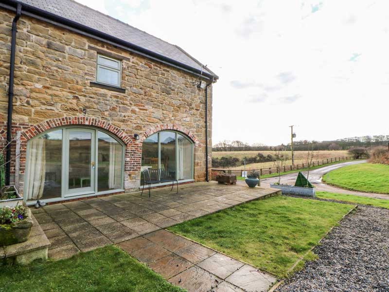 Bowes Barn in Ouston, County Durham (Check Prices)