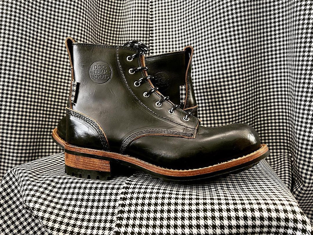 Handmade leather boots Dog Leap Boots UK