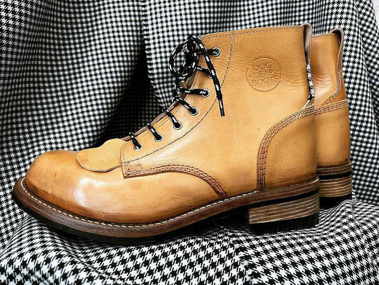 Handmade leather boots Dog Leap Boots UK