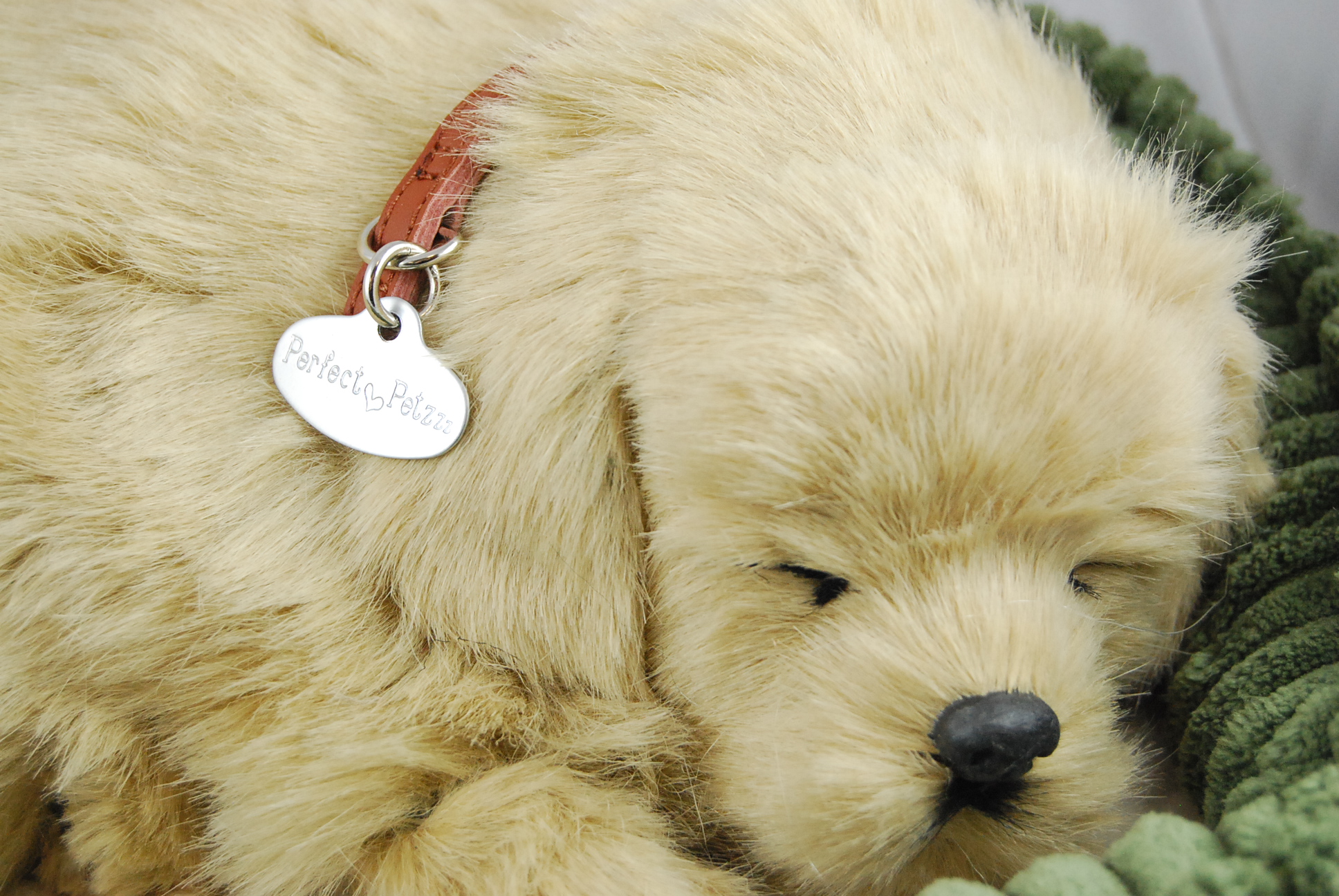 Golden Retriever Perfect Petzzz Life Like Stuffed Animal Breathing Dog