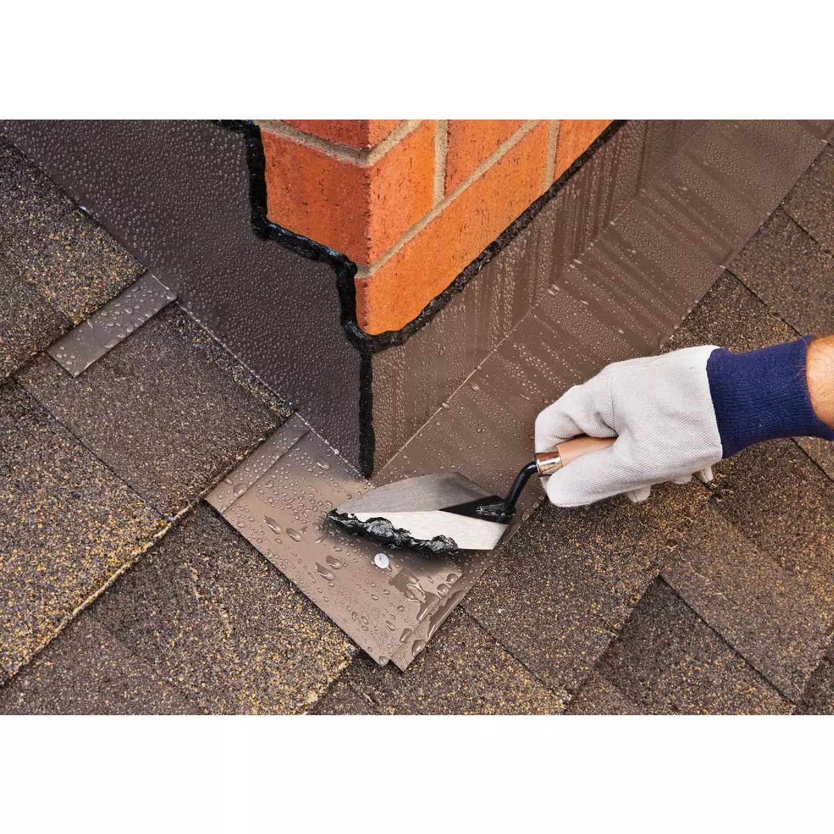 Henry Wet Patch 1 Gal. Roof Cement and Patching Sealant Do it Best