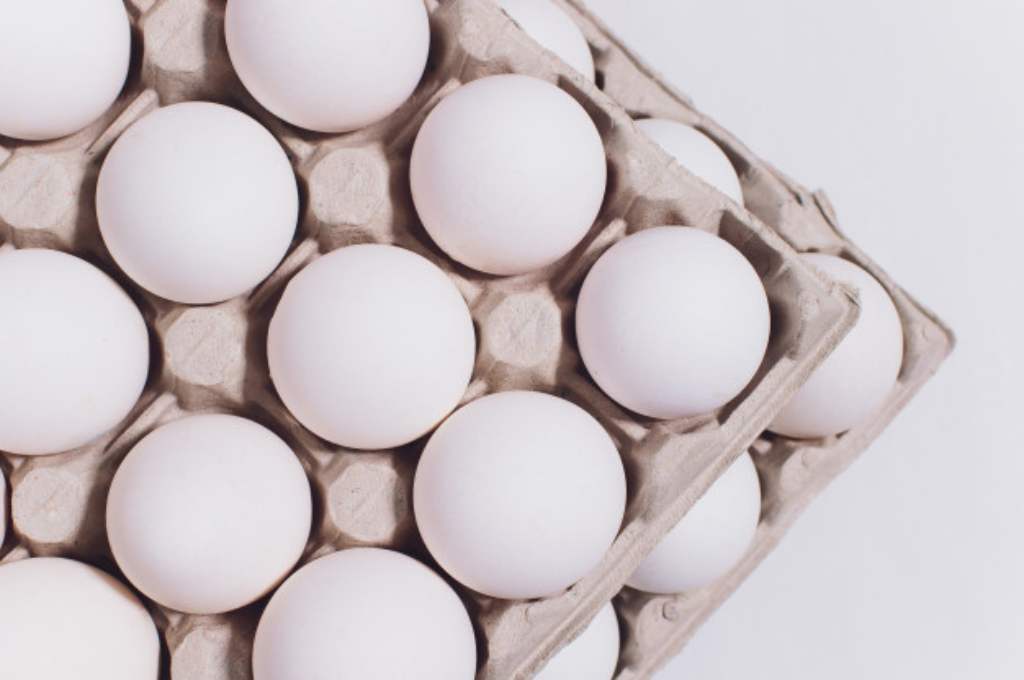 Telur Ayam Dimanfaatkan Untuk Lauk Pauk / Pecahkan telur ke dalam