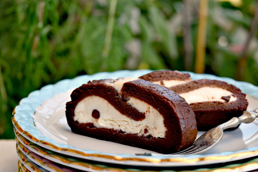 Rotolo al cioccolato senza cottura, facile e veloce! Dolci da sogno