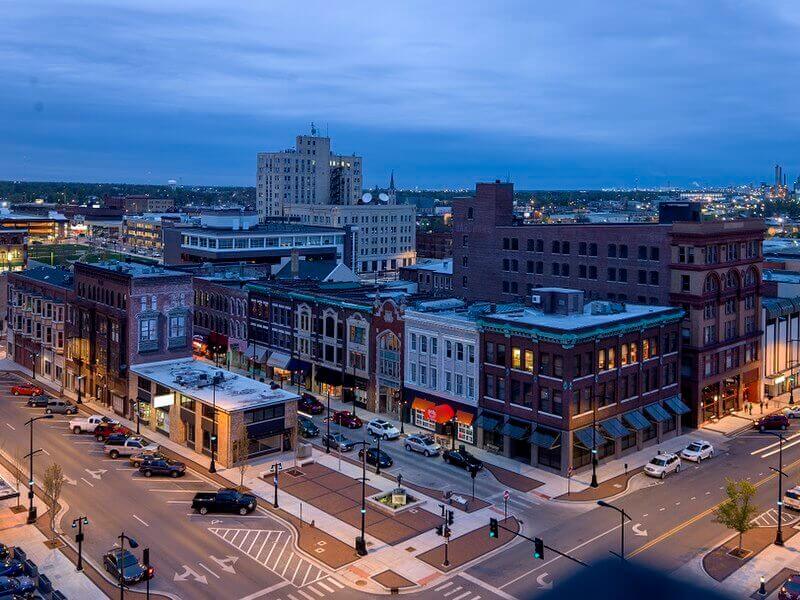 Top 15 Places To Retire in the US Dollar Hand