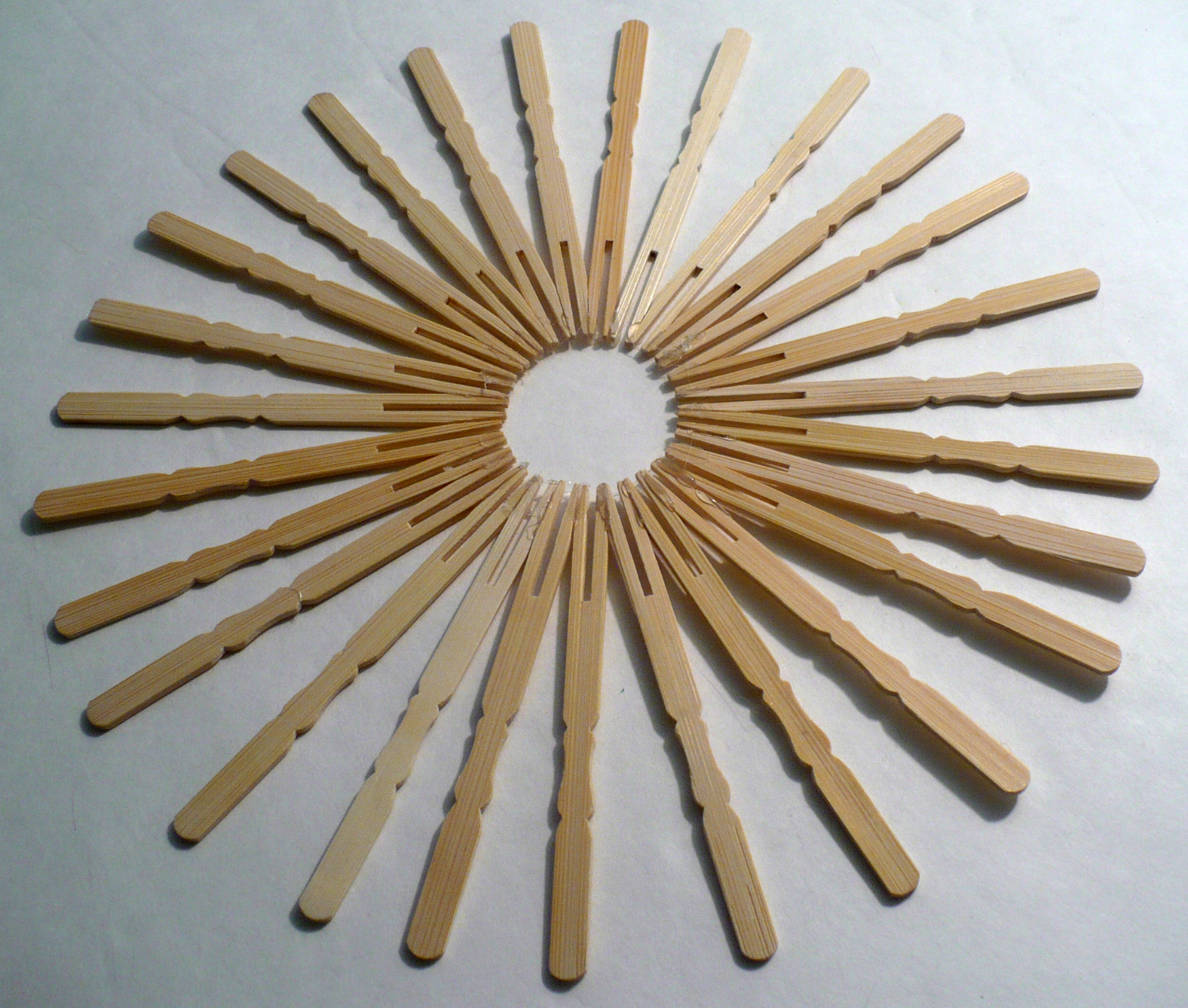 Make a Flower Decoration from Bamboo Forks » Dollar Store Crafts