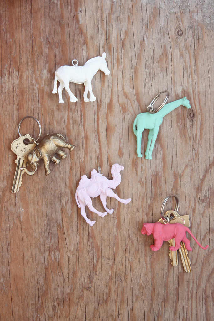 Make Animal Keychains » Dollar Store Crafts