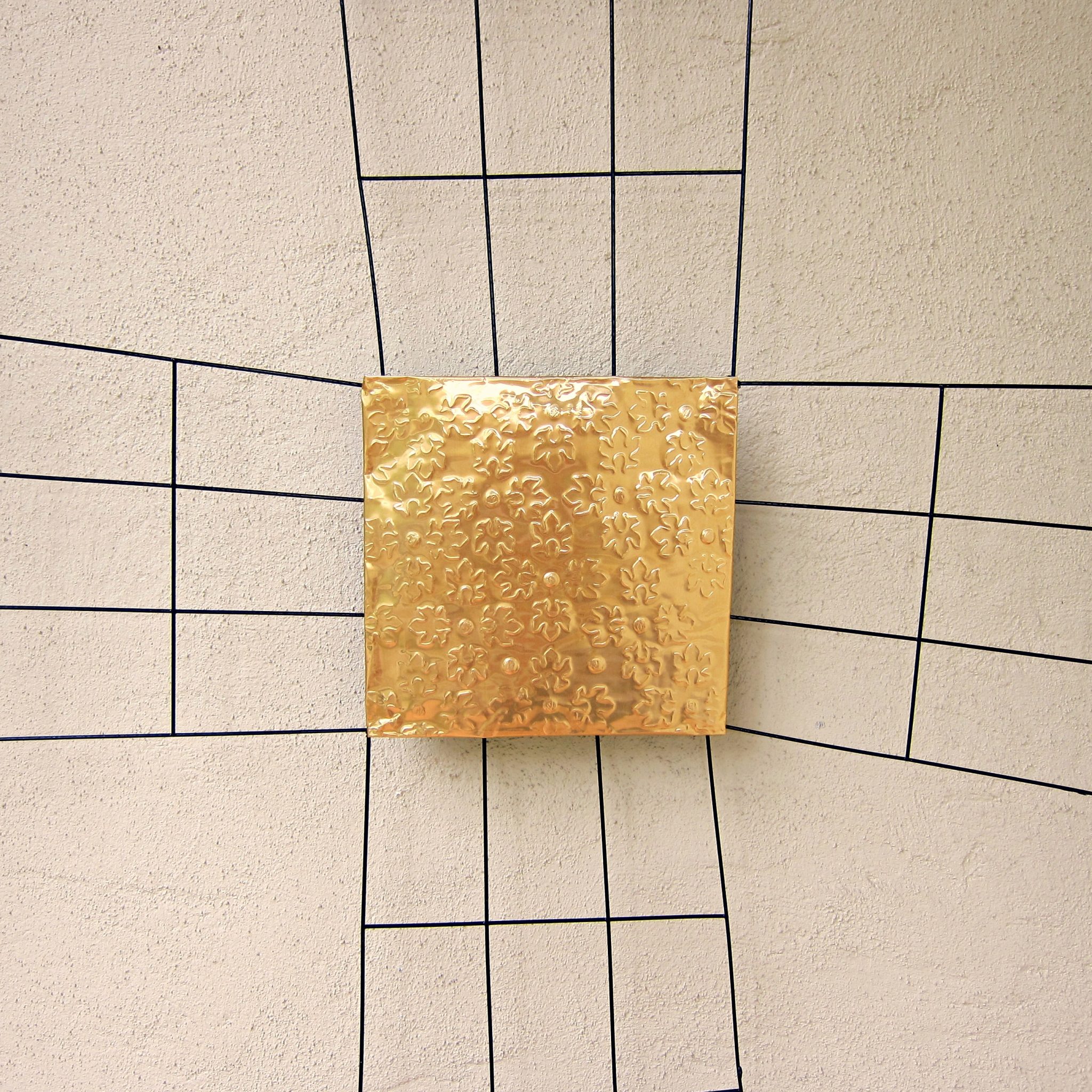 Make Your Own Metal Wall Art with Dollar Items » Dollar Store Crafts