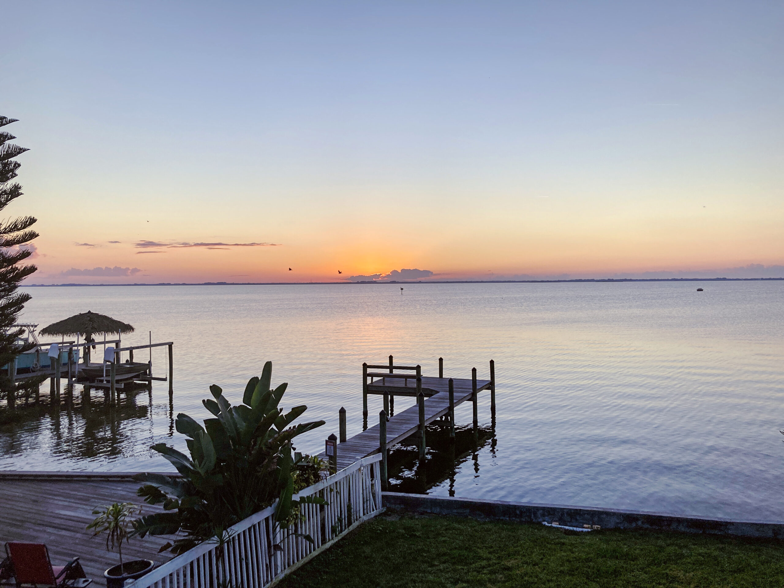 Location Dolphin Bay Vacation Rental