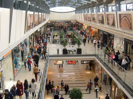 Galerie Vaňkovka Brno hypermarket Domat International