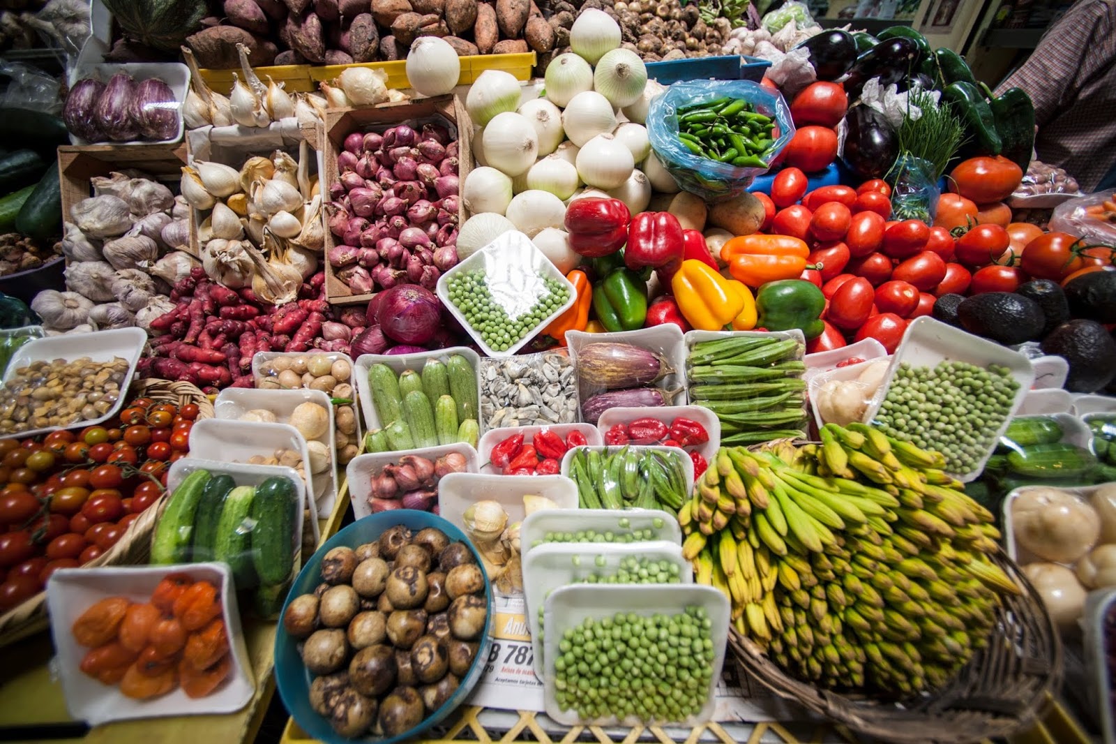 Household staples drop in prices