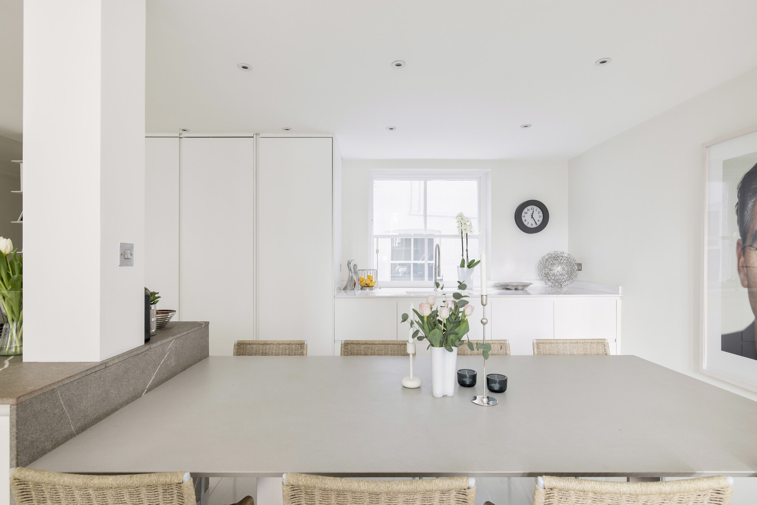 Vicarage Gate House To Rent in Kensington