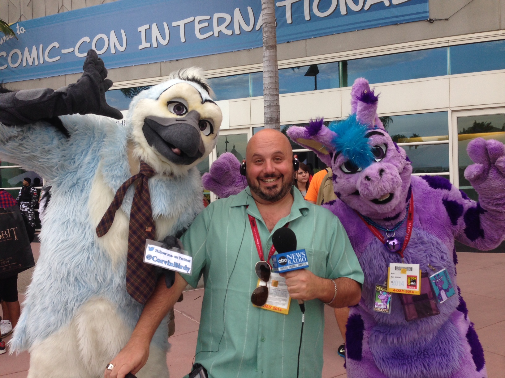 Abc News Radio Entertainment Correspondent Jason Nathanson Caught Up With Some Of Those Attending This Year S Comic Con In San Diego Created By Don In Category Business Human Interest Tagged