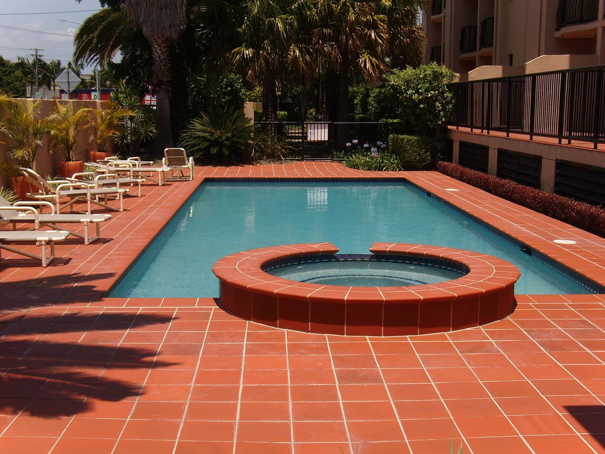 Rent Donaldson & Coop