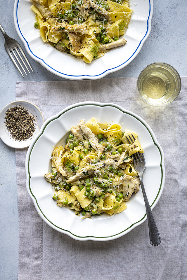 Sunday Chicken Pasta Ragu Fennel & Peas Donal Skehan EAT LIVE GO