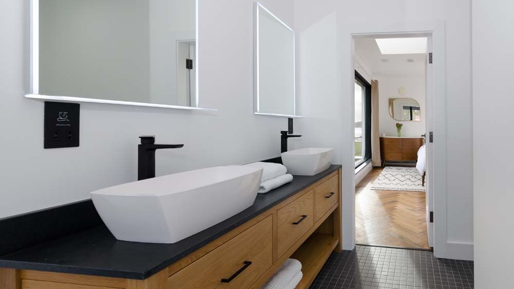 The Box House Fahan Donegal Cottages