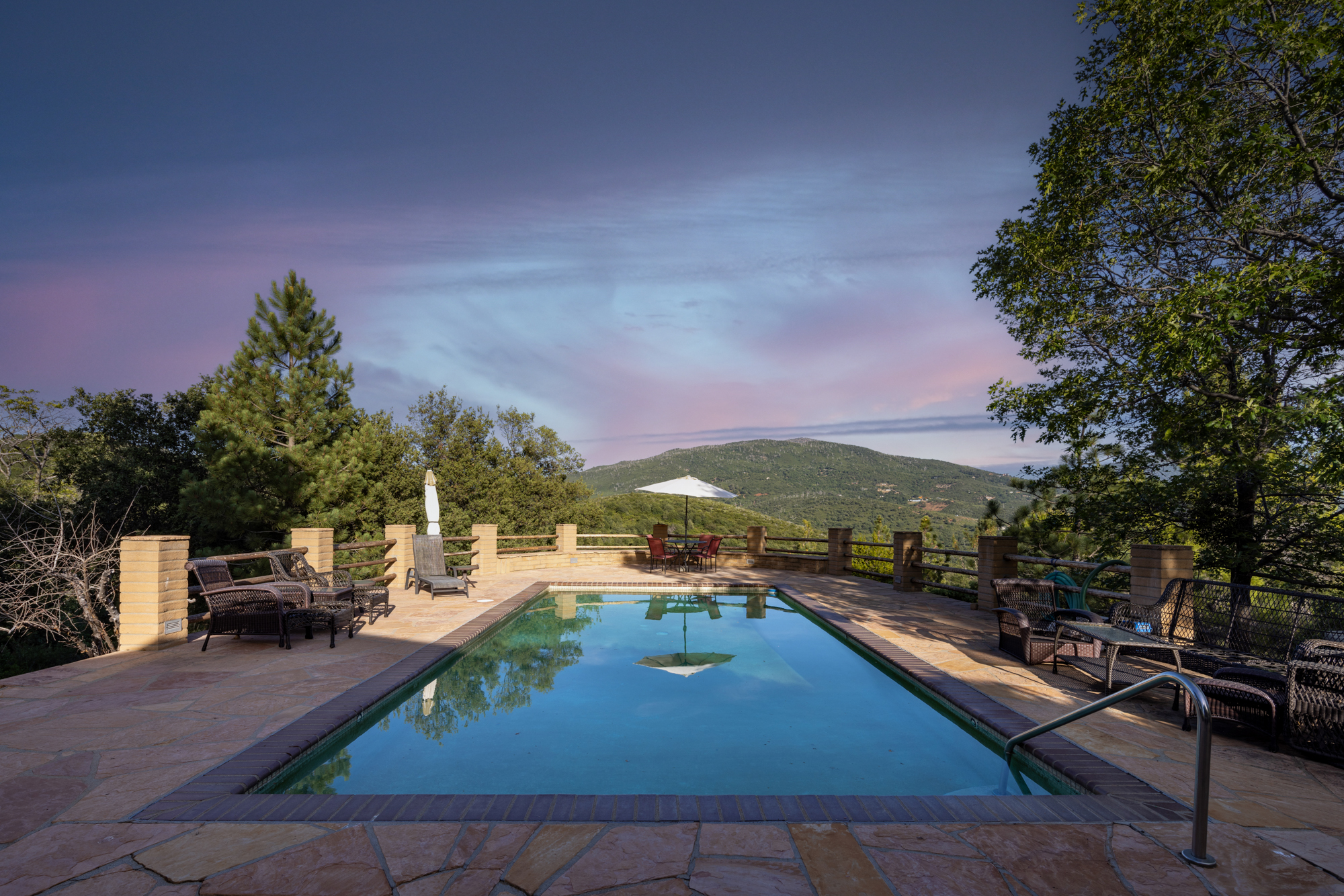 4901 Pine Hills Road, Julian, CA 92036 Red Hawk Realty