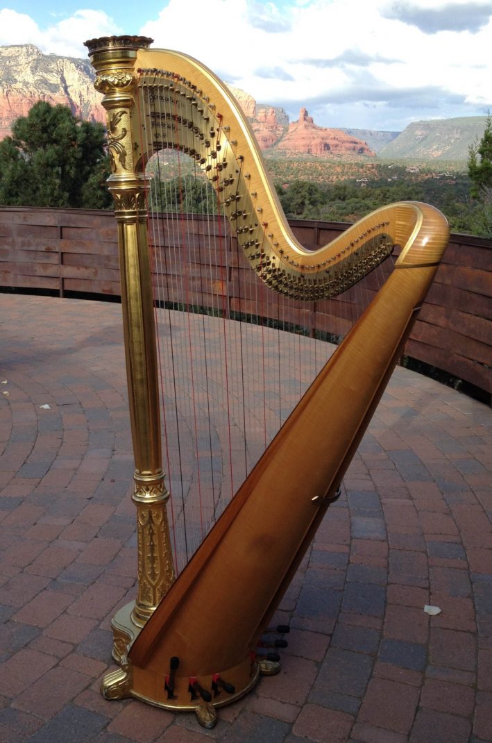 18th Century Harp, a demonstration Donna Hatch