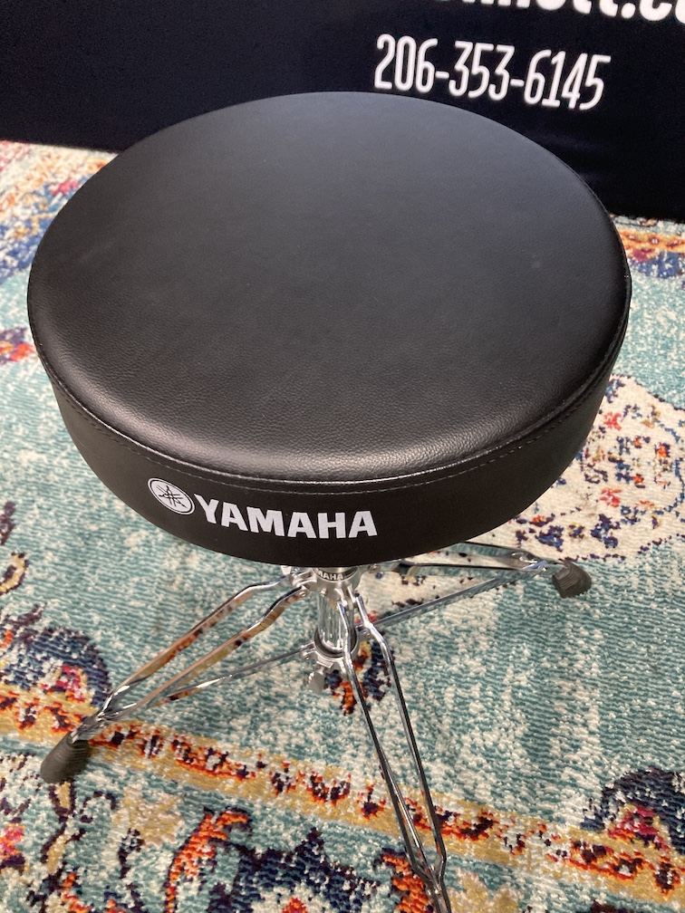 Yamaha 2000s 4Leg Throne (DS950 Base with DS840 Seat) 179.00