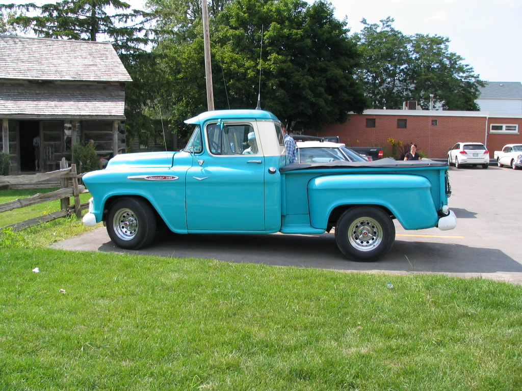 Antique Cars in Lucan! Donnelly Museum's Blog