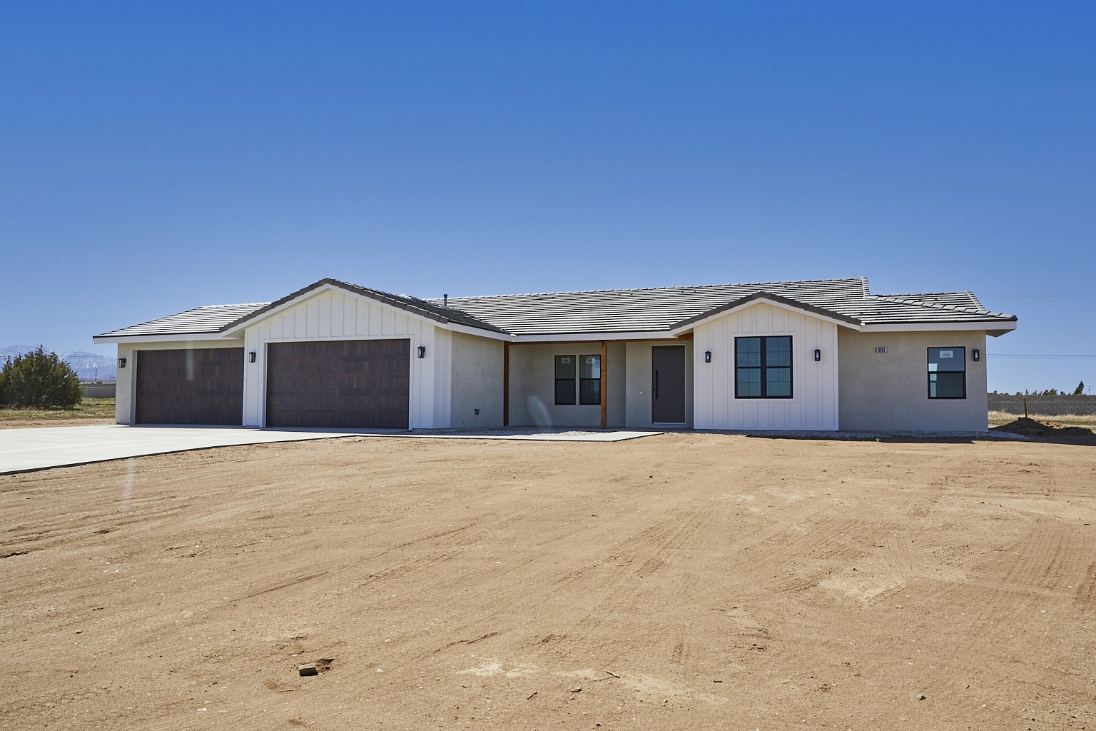 10068 Seven Palms Dr. Oak Hills, CA DonovanHomesHD