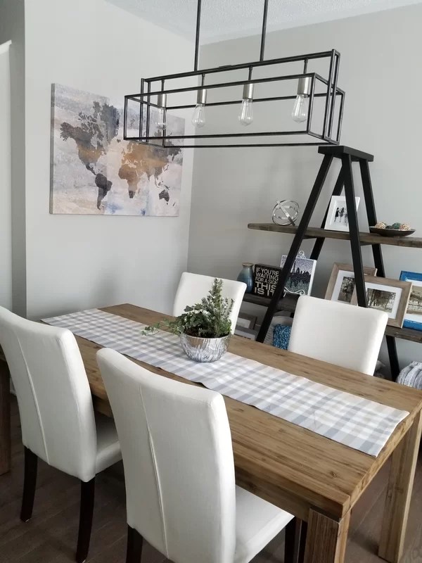 How Long Should A Table Runner Be?