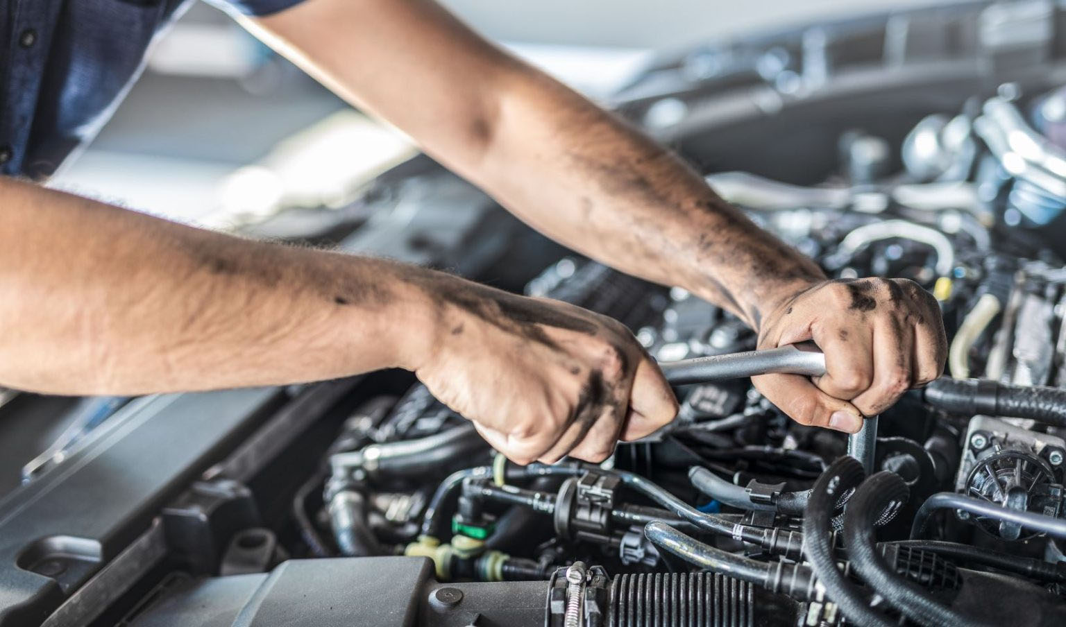 Car Engine Repair: Tips to Extend the Lifespan of Your Car's Engine