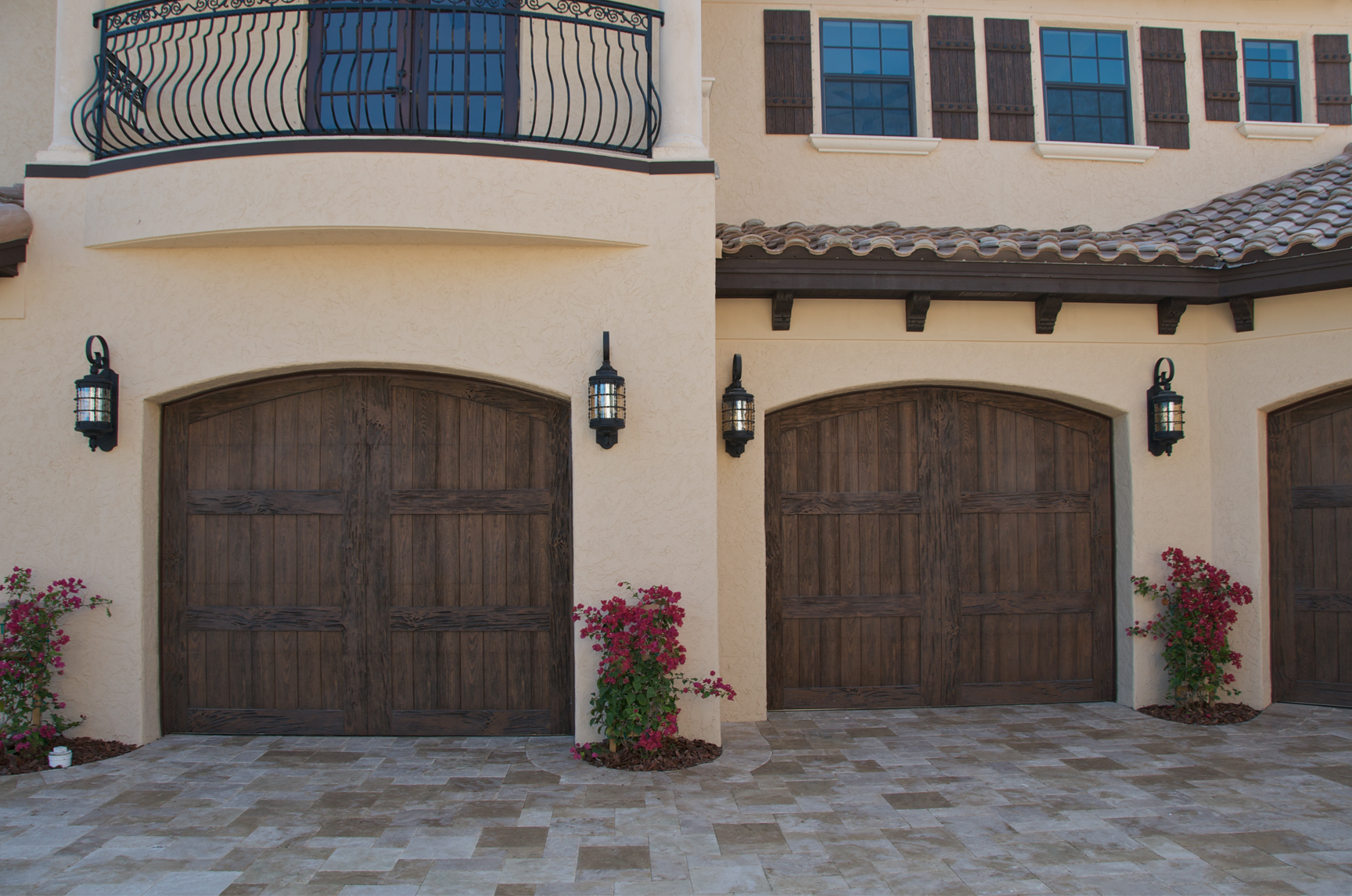 Faux Wood Garage Door Sales and Installation in Englewood & Littleton, CO
