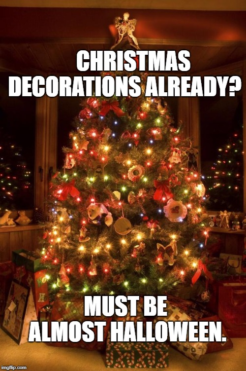50+ Funny Christmas Decoration Memes You Will Fall in Love With