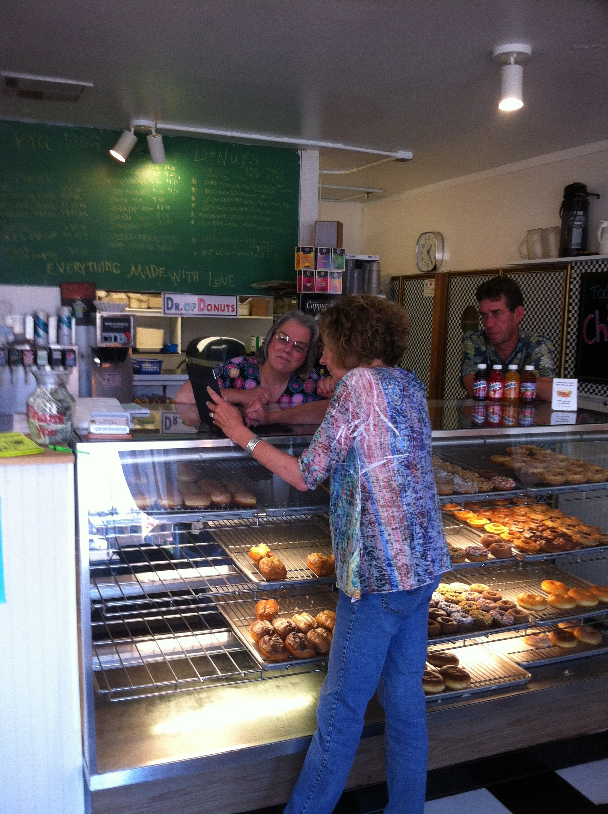 Big Dog Donuts in Florence, OR Rates Top Dog in Donuts in Dune Country
