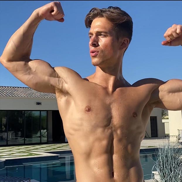 เปิดวาร์ป นายแบบกล้ามแน่น Nick Sandell สุดยอดนายแบบจากนิวแฮมป์เชียร์