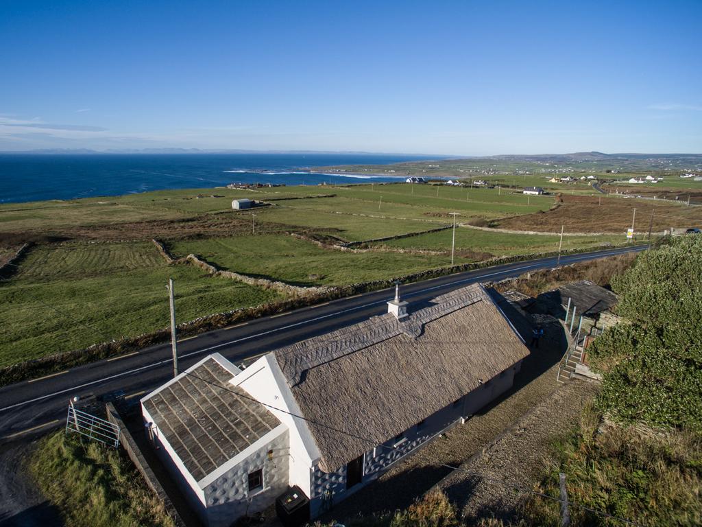 CottageView Doolin Village Lodges