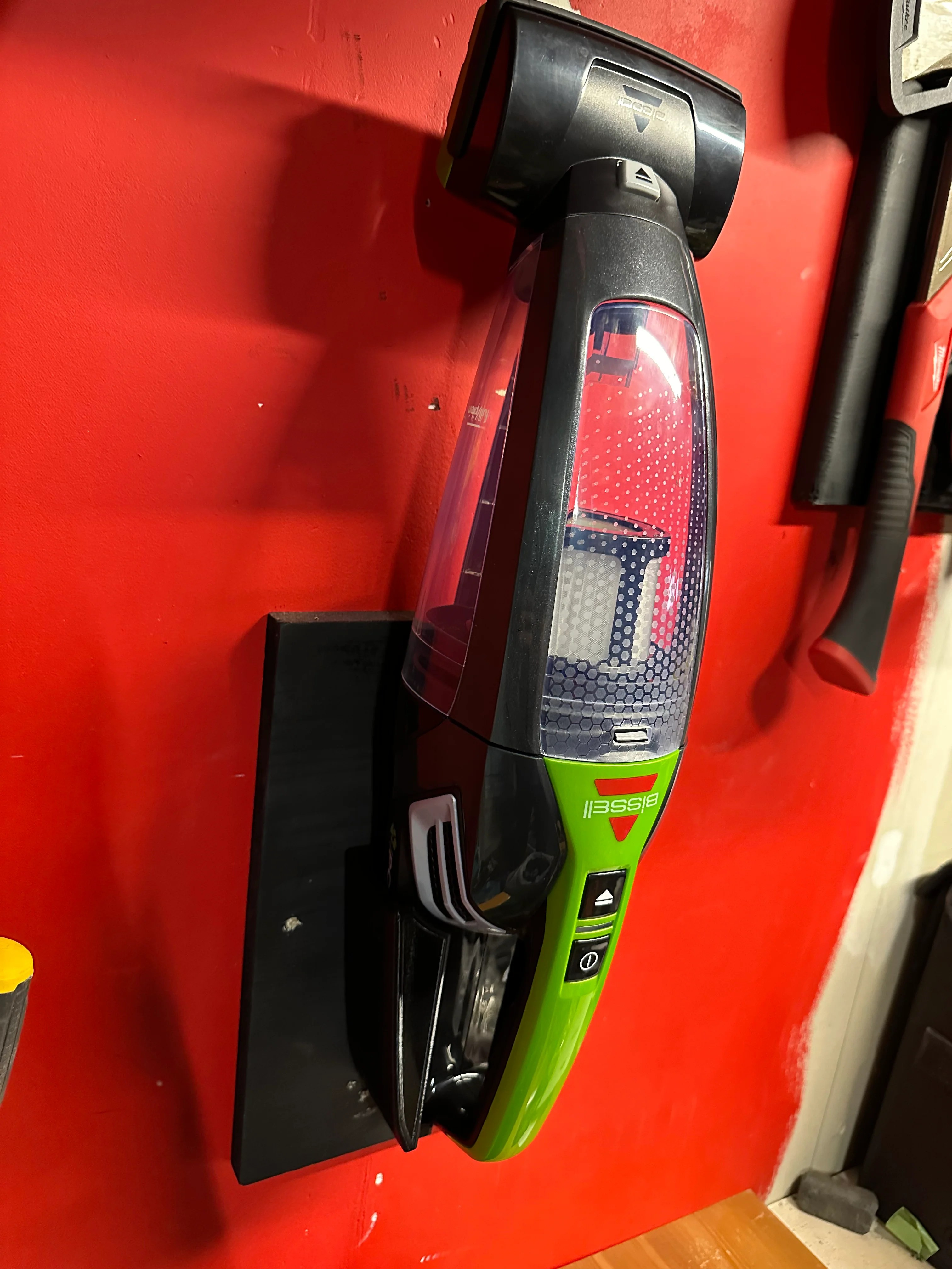 Bissell pet vacuum wall mount Doom 3D Printing