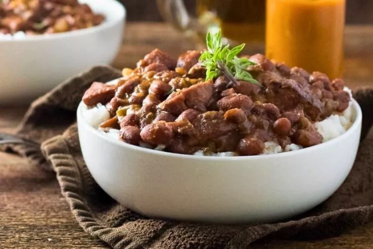 Can You Survive On Rice And Beans? Benefits And Risks