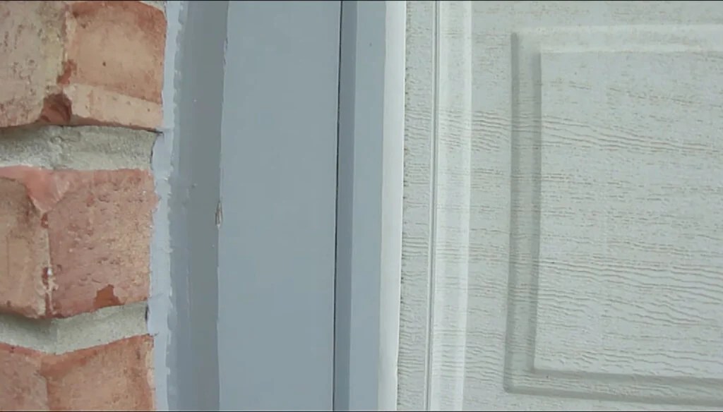 How To Seal A Garage Door Tips And Techniques With Video