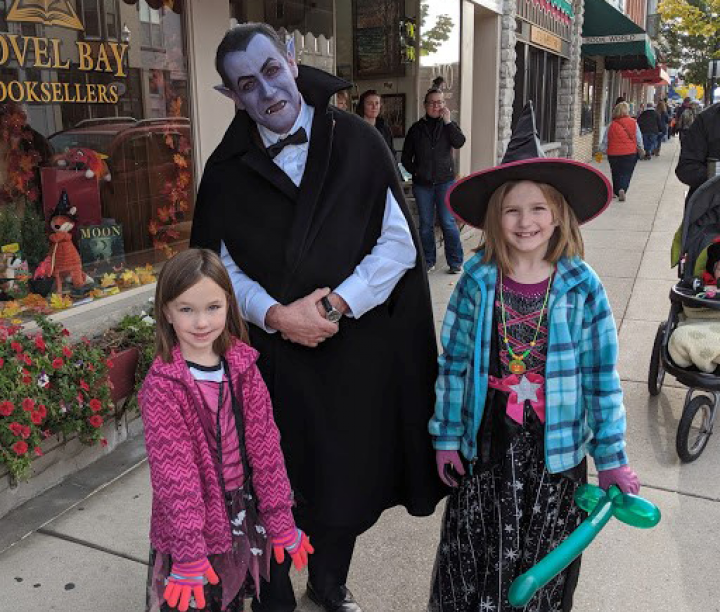 Sturgeon Bay’s Thrills on Third Door County Today