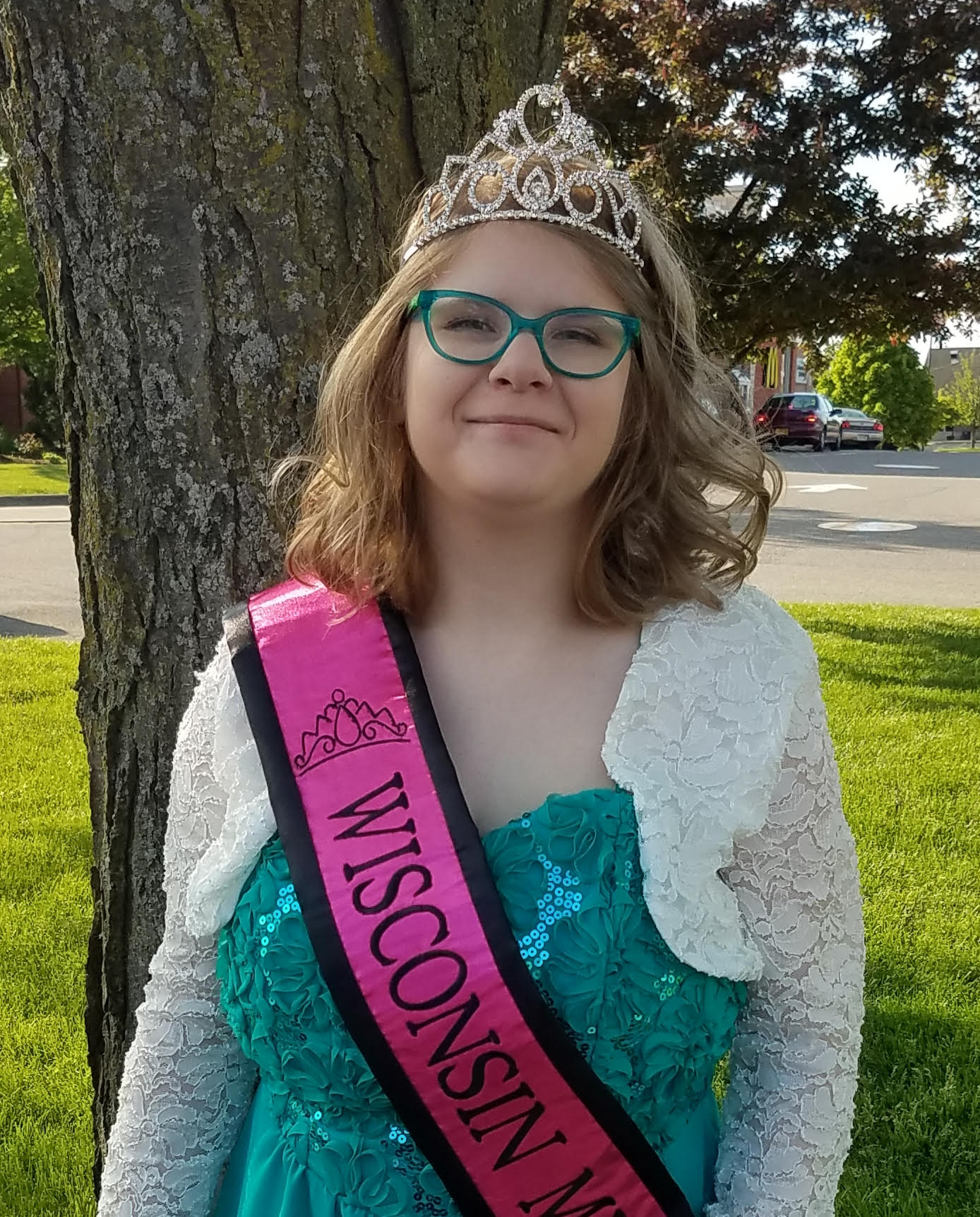 Sturgeon Bay Resident Crowned Wisconsin’s Miss Amazing Teen Queen