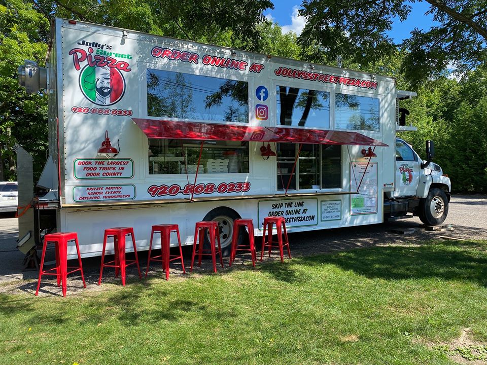 Jolly’s Street Pizza Food Truck Carries on Family Tradition Door