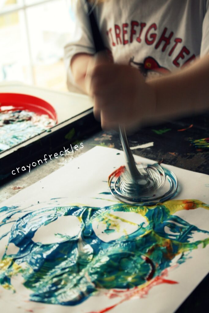 painting with kitchen utensils Do Play Learn