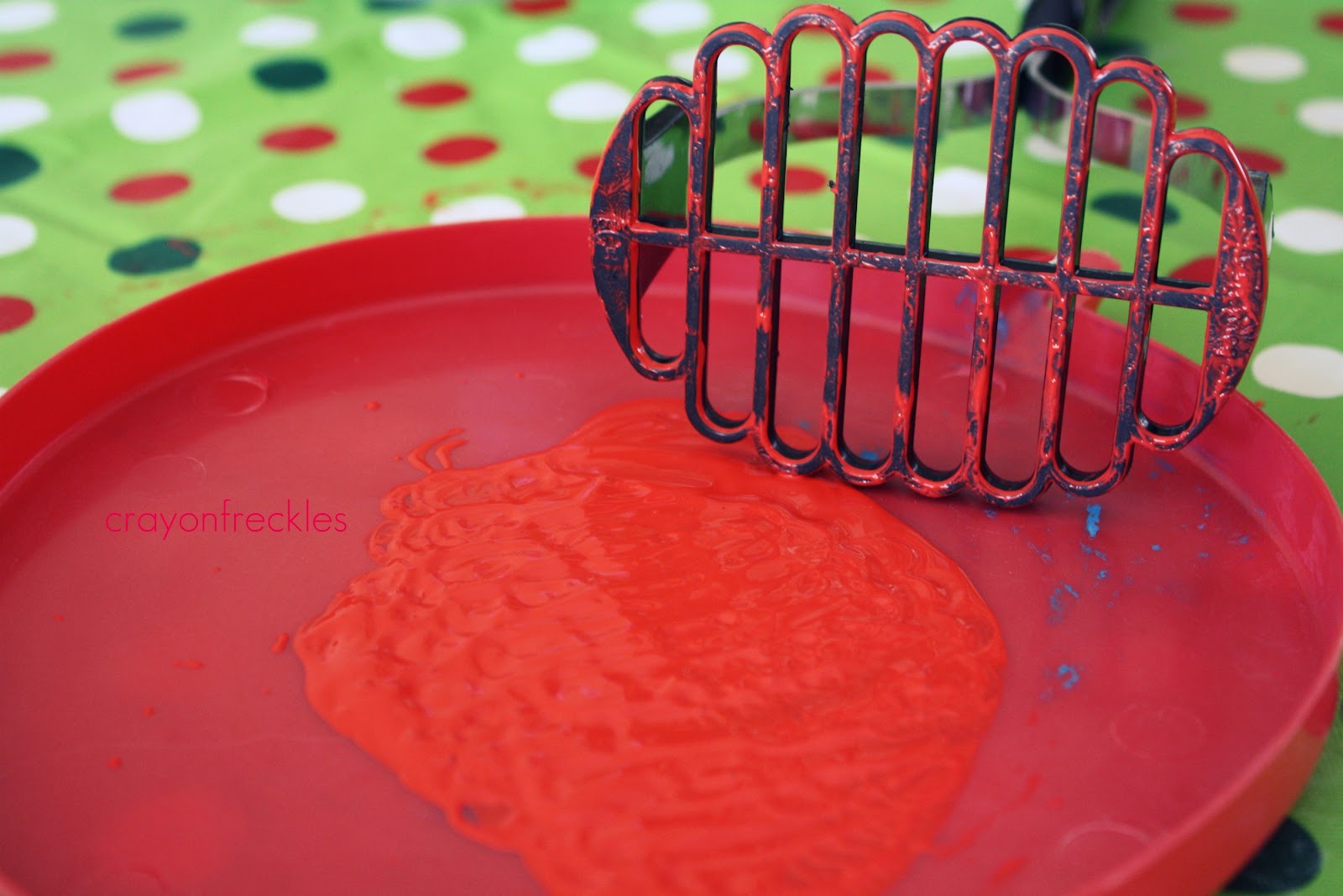 painting with a potato masher Do Play Learn